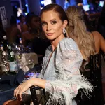 Милли Макинтош рассказала о встрече с акулами после «неловкого» ночного купания без одежды в отпуске