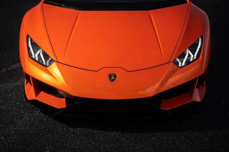 Вы можете выиграть роскошный Lamborghini Huracan Evo и огромные £5k (или £120k налогового вычета...)
