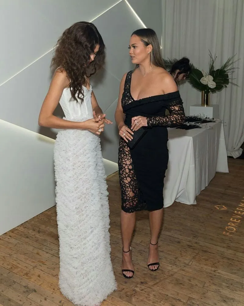 Зендая и Крисси Тейген выделяются среди лучше одетых на Green Carpet Fashion Awards
