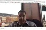 Знакомьтесь с фанаткой Тейлор Свифт, случайно запустившей тренд светящихся шаров на концерте Эрас