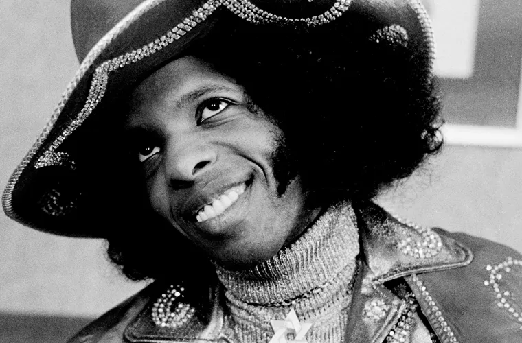 Умер Слай Стоун, пионер фанка и лидер группы Sly and the Family Stone, в возрасте 82 лет
