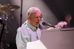"Брайан Уилсон из Beach Boys: страдания под гнётом отца и внутренние переживания"