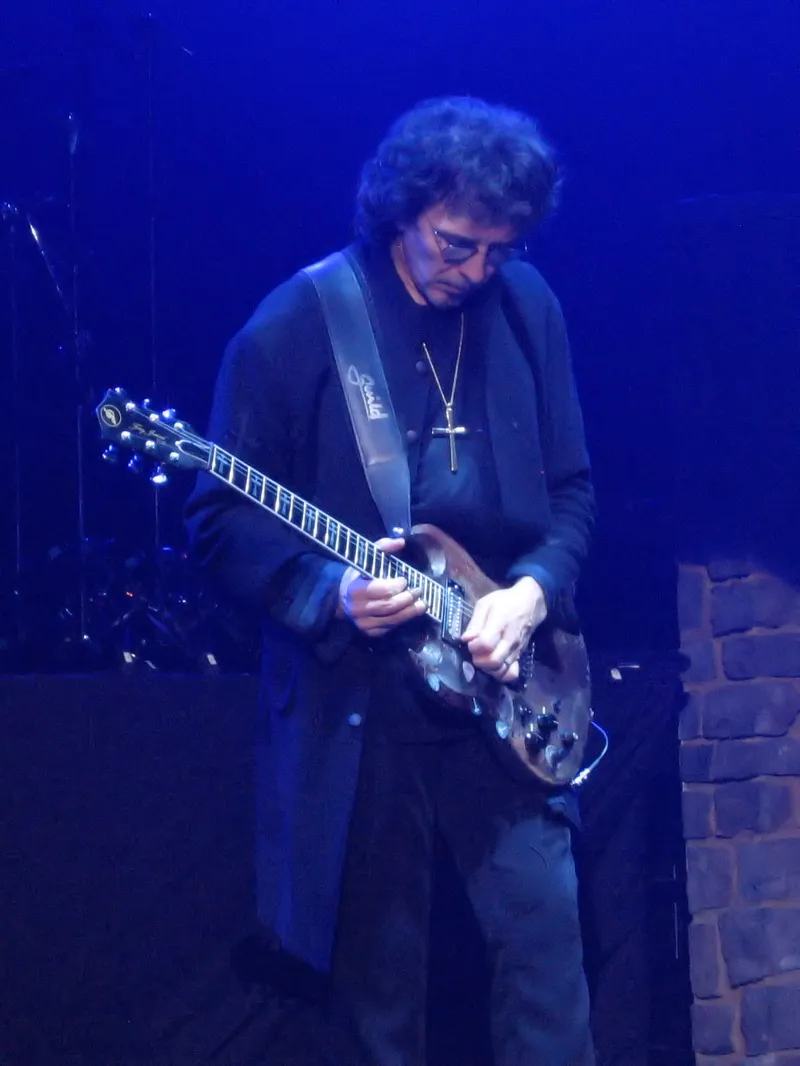 Тони Айомми из Black Sabbath высказал опасения по поводу возвращения Оззи Осборна на сцену в последний раз
