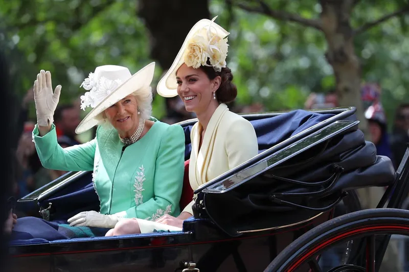 Королевская семья отменяет парад Trooping the Colour в этом году