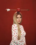 Лана Дель Рей прерывает выступление, чтобы поцеловать мужа Джереми Дюфрена