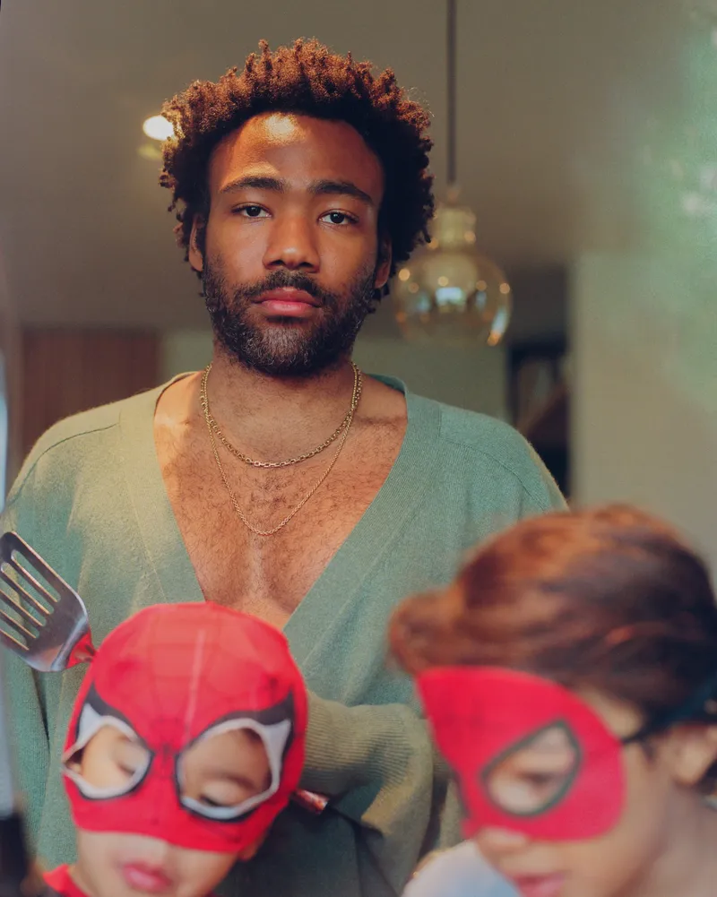 Дональд Гловер отменил оставшиеся даты тура Childish Gambino из-за необходимости в операции на фоне неизвестной болезни