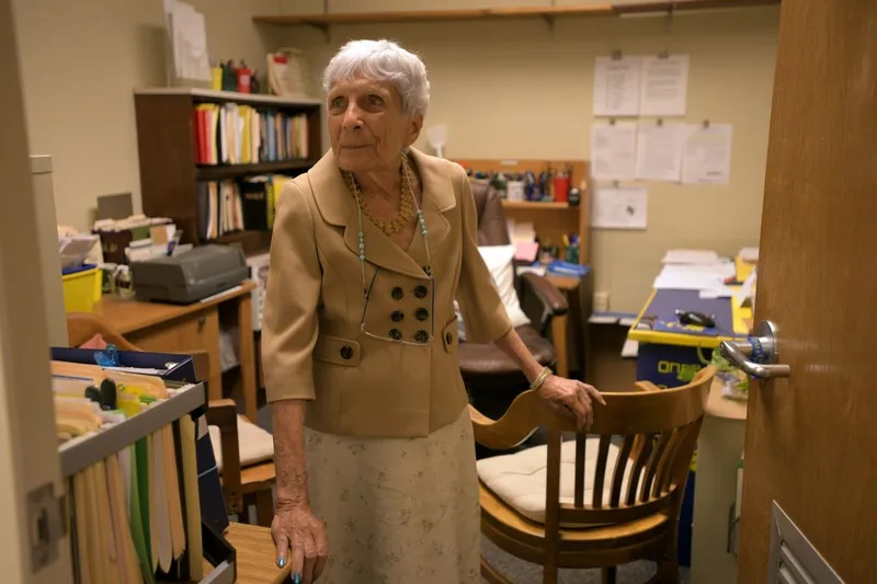 95-летняя учительница Лилиан Орлих оставила $1 миллион своих сбережений в пользу общественной школы штата Вирджиния