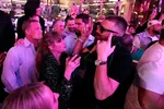 Тейлор Свифт и Травис Келси танцуют под 'Shake It Off' в Нэшвилле — трогательный момент!