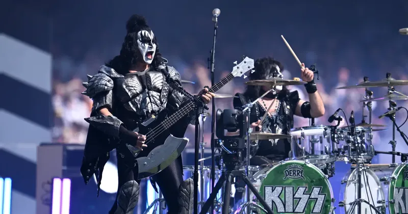 Джин Симмонс: Следующий проект KISS будет «непохож на всё, что могли представить фанаты»