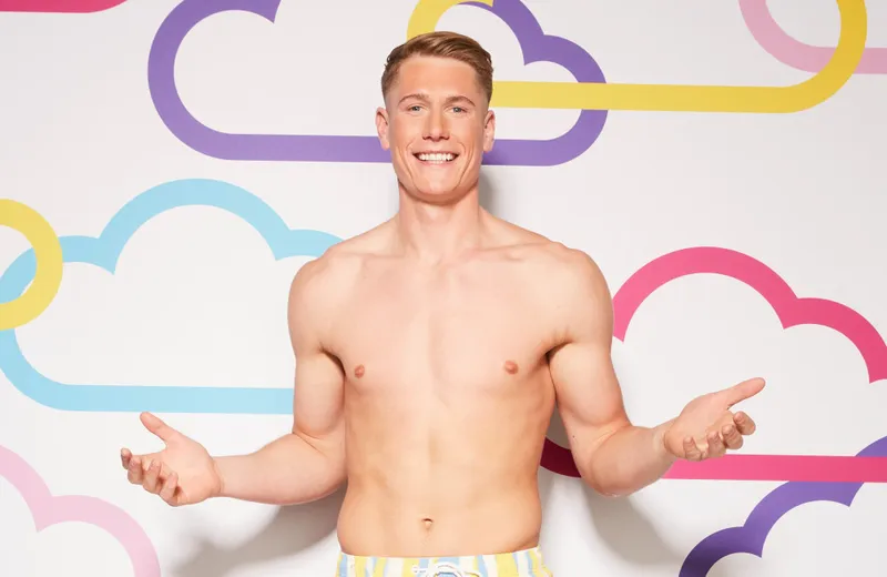 Уилл Янг и Джесси Уинтер с Love Island вызывают слухи о беременности: внимательные фанаты заметили подсказку
