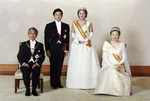 Настоящая причина, по которой императрица Масако надела маску во время поездки в карете с королевой Камиллой
