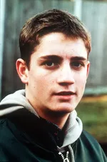 Два легендарных персонажа Brookside вернутся в эпизоде кроссовера Hollyoaks, посвященном 30-летию сериала на экранах