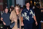 Тейлор Свифт и Травис Келси провели День матери в Филадельфии с семьей