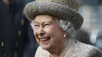 Королева Камилла вновь надела тиару после отказа на последнем банкете с президентом Франции Макроном