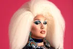 Победительница RuPaul's Drag Race UK Вивьен скончалась в 32 года: 'Сердце разбито и опустошено'