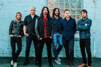 Foo Fighters берут перерыв после скандала с ребенком фронтмена Дэйва Грола: отчет