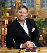 Новый шеф-повар может заменить Джона Тороде в MasterChef после его увольнения за использование оскорбительного слова в песне Канье Уэста