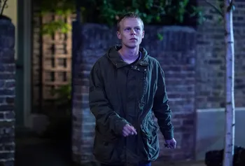 Звезда EastEnders покидает шоу после трех лет ради новых возможностей