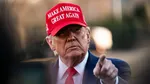 Трамп раскритиковал Джимми Фэллона и Джимми Киммела после увольнения Колберта: 'Бездарные'