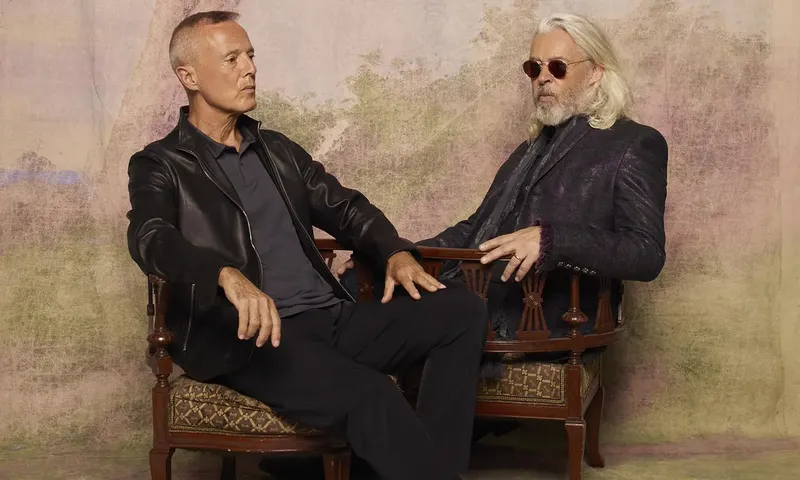 Tears for Fears продолжают успех альбома 'Tipping Point' с живым альбомом, новым фильмом и шоу в Лас-Вегасе