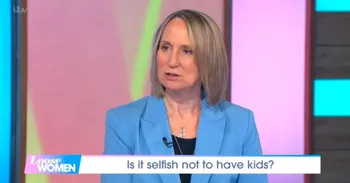 Звезды шоу "Loose Women" разочарованы серьезными изменениями после значительных сокращений бюджета
