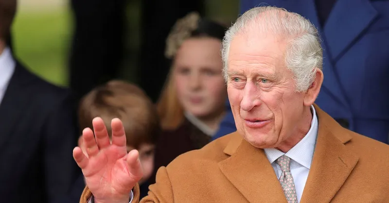 Король Чарльз упомянул о своем лечении рака на церемонии награждения, полной знаменитостей