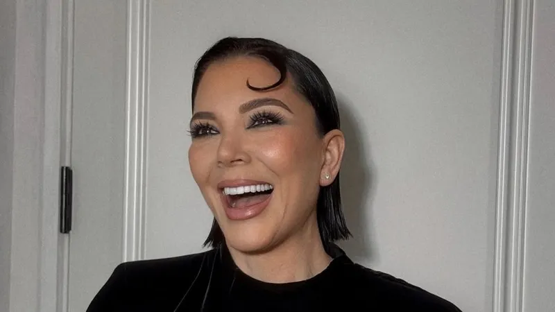 Крис Дженнер в 69 лет: «Для меня это — элегантное старение» и откровения о facelift за $100,000 в Vogue Arabia