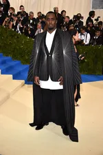 Дидди мог бы стать звездой Met Gala 2025, но сейчас он ждет суда по делу о сексуальных преступлениях