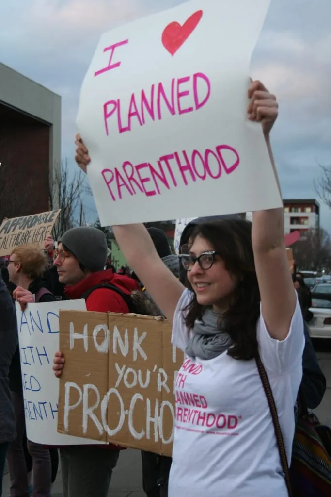 Звезды поддерживают Planned Parenthood: кто из знаменитостей присоединился к инициативе?