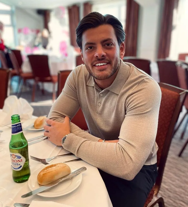 Джордан Брук из TOWIE расплакался из-за ложноположительного теста на беременность