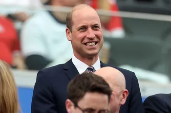 Принц Уильям празднует победу сборной Англии по футболу с личным посланием: "Эмоциональные американские горки!"