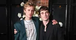 Знаменитый британский певец готовится к новому фильму на Netflix после борьбы с внутренними демонами и неожиданного ухода из музыки
