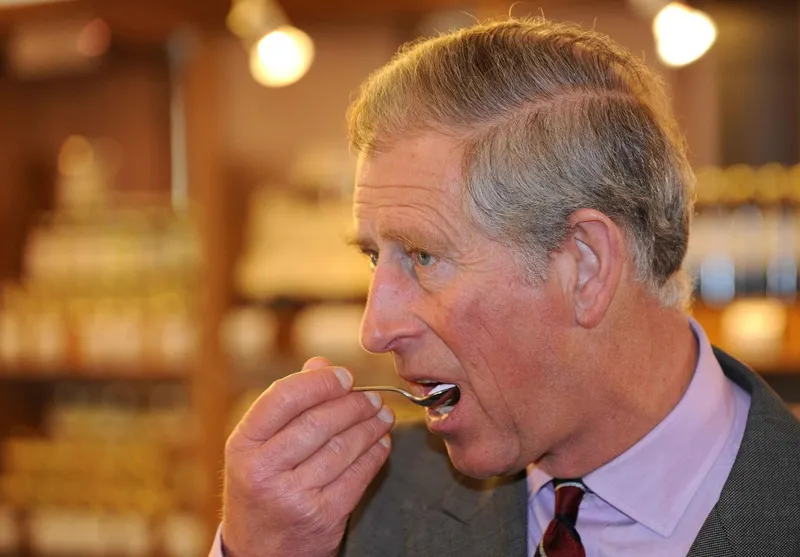 Пищевые привычки короля Чарльза могут вызвать у вас отвращение