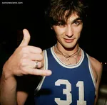 Тайсон Риттер из All-American Rejects намекает на откровенные фото на OnlyFans