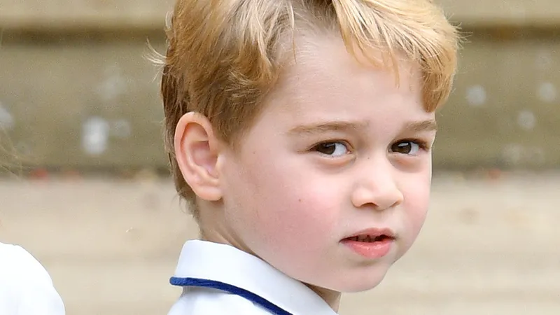 Принц Джордж удивил всех поездкой на футбольный матч со своим отцом принцем Уильямом