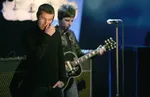 Фанаты Oasis восторженно отзываются о первом концерте в Кардиффе: «Величайшее рок-шоу всех времен» после 16-летнего ожидания братьев Галлахеров