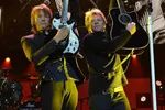 Ричи Самбора из Bon Jovi выставит на аукцион подписанную гитару на благотворительном гала-ужине в Кентукки