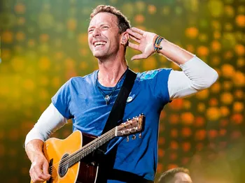 Крис Мартин раскрывает планы Coldplay на пенсию: всего 12 альбомов