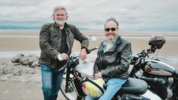 Фанаты "Hairy Bikers" в слезах после трогательного финала: Эмоциональная дань уважения Си Кинга