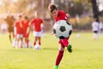 "Скандал на Soccer Aid: Тайсон Фьюри ругается в эфире, Алекс Скотт извиняется перед зрителями"
