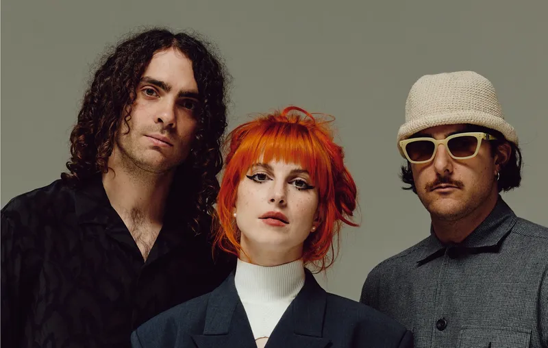 Хейли Уильямс из Paramore неожиданно выпустила почти 20 новых песен: как послушать новую музыку