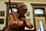 Гарриет Сперлинг и Питер Филлипс обручены: любимый внук королевы Елизаветы готовится к свадьбе с медсестрой NHS