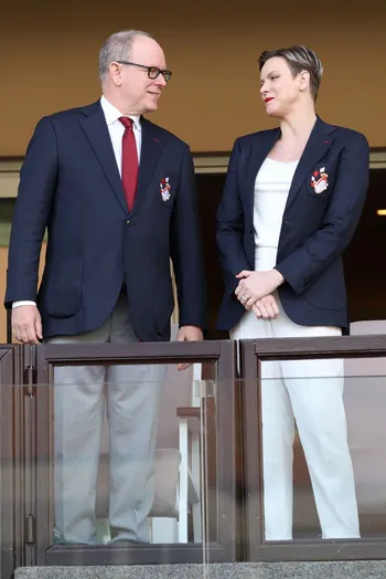Принцесса Шарлен и принц Альбер поделились трогательным моментом на фото в честь годовщины свадьбы